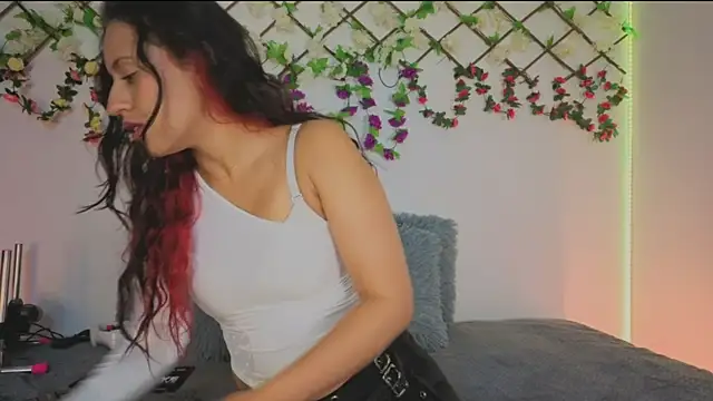 Lolarosesxs online show from January 2026 11:20:02 PM