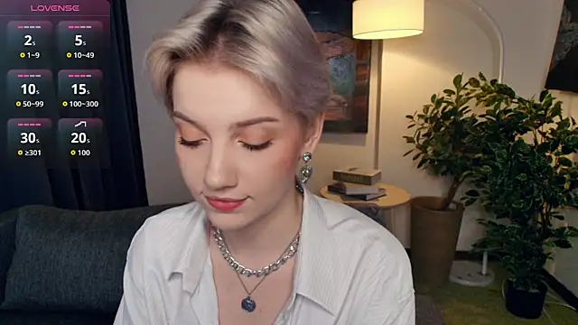 Snapshot of OdelynaAsp chatting on November 2025 02:27:02 PM OdelynaAsp online show from November 2025 02:27:02 PM