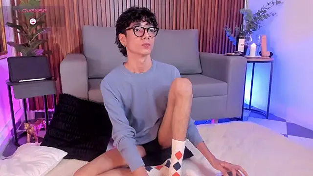 Snapshot of Phillicious__ chatting on February 2026 10:50:01 PM Phillicious online show from February 2026 10:50:01 PM