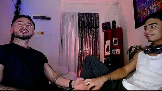 Snapshot of Edwardjonnes chatting on February 2026 02:04:01 AM Edwardjonnes online show from February 2026 02:04:01 AM