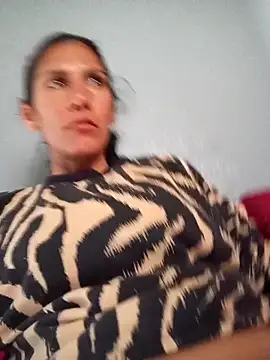 gattycahot online show from December 2025 06:39:01 PM