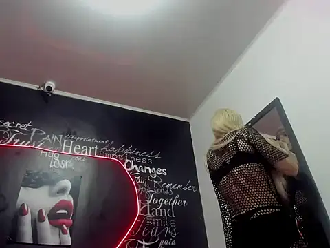 Snapshot of Megam_ chatting on September 2025 12:10:02 AM Megam online show from September 2025 12:10:02 AM