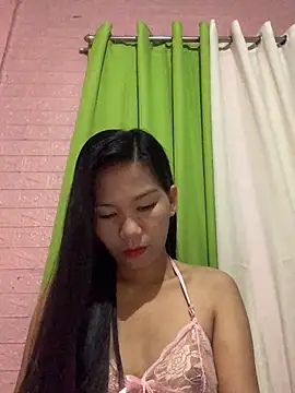 Snapshot of Cleo17 chatting on May 2026 01:29:02 PM Cleo17 online show from May 2026 01:29:02 PM