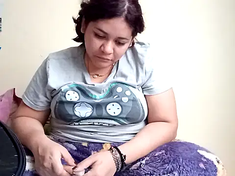 Kitty WetXxX online show from September 2025 10:09:02 PM