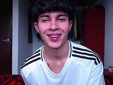 john vichenso online show from September 2025 07:15:02 PM