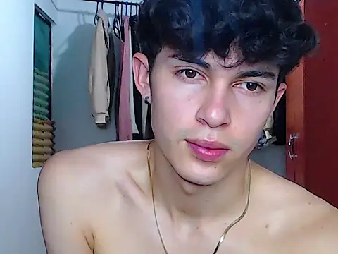 john vichenso online show from September 2025 09:39:02 PM