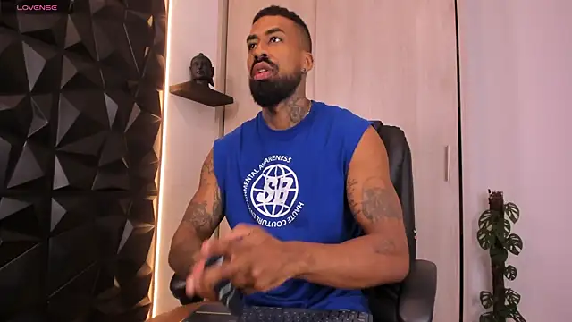 OstinDaniels online show from November 2025 11:48:01 PM