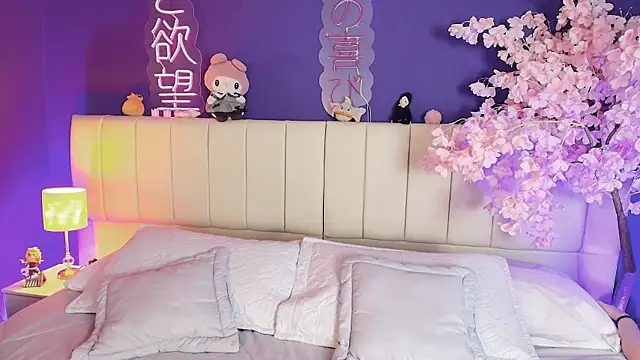 Snapshot of Shizuko_ chatting on May 2026 08:17:02 PM Shizuko online show from May 2026 08:17:02 PM