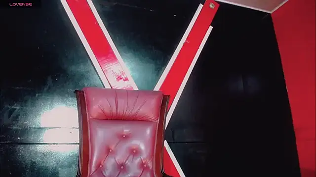 Britany montiel online show from October 2025 07:14:02 PM