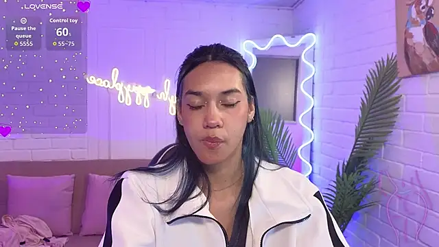 artemiss tay online show from October 2025 07:11:01 PM