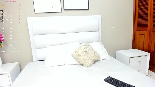 Snapshot of Dani_rosse_ chatting on February 2026 12:55:01 PM Dani rosse online show from February 2026 12:55:01 PM