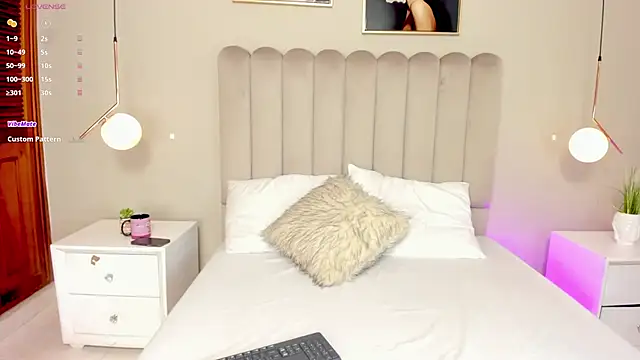 Snapshot of Dani_rosse_ chatting on March 2026 01:18:02 PM Dani rosse online show from March 2026 01:18:02 PM