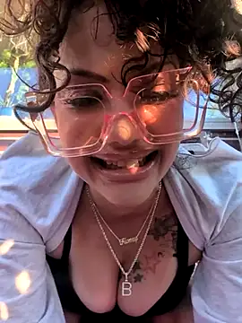 Av3ryyBe3 online show from June 2026 11:57:01 PM