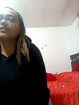 Lady 16 online show from October 2025 12:00:01 AM