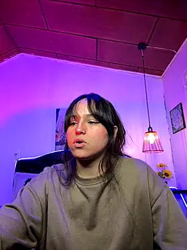 Eymmy 24 online show from October 2025 03:27:02 AM