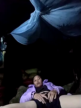 PhamPm70 online show from November 2025 12:17:01 PM