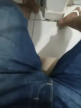 comobucetinhas online show from July 2026 01:01:01 AM
