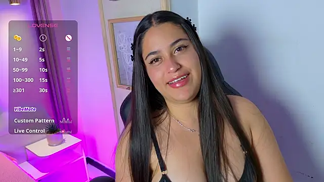 Snapshot of gabyjoness_ chatting on May 2026 04:31:02 AM gabyjoness online show from May 2026 04:31:02 AM