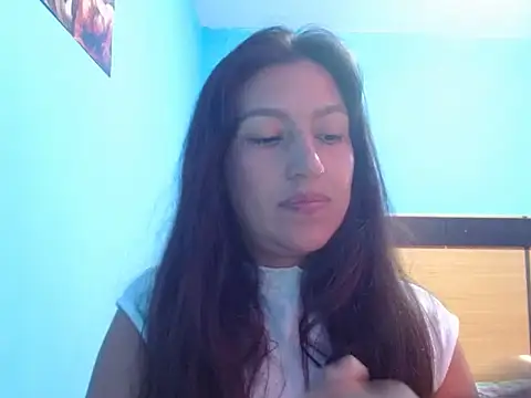 SarahFriendly online show from April 2026 05:32:02 PM