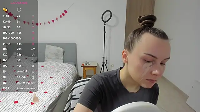 Kelly Cartier online show from March 2026 01:46:02 PM