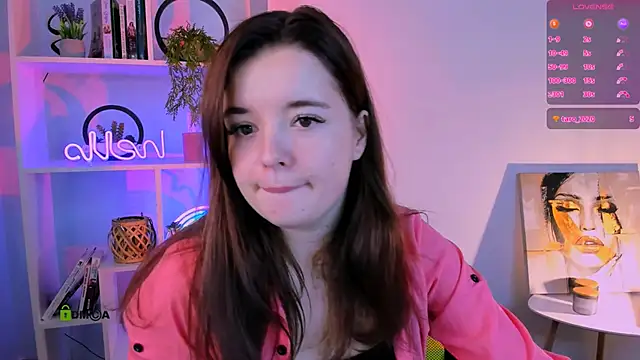 nika-still online show from September 2025 04:23:02 PM