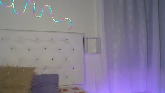 tatixxxvega online show from October 2025 01:28:02 PM