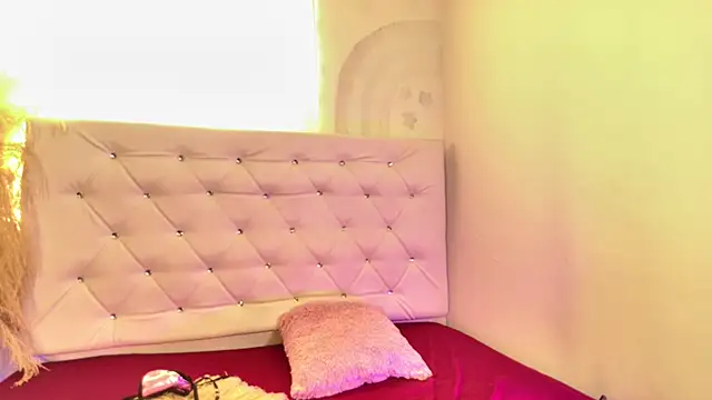 tatixxxvega online show from February 2026 01:29:01 PM