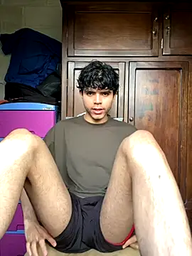 Axel-Mejia online show from November 2025 07:36:02 PM