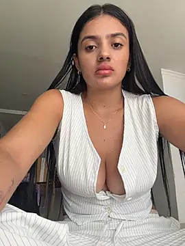 Snapshot of AnaaFaith_ chatting on March 2026 07:31:01 PM AnaaFaith online show from March 2026 07:31:01 PM