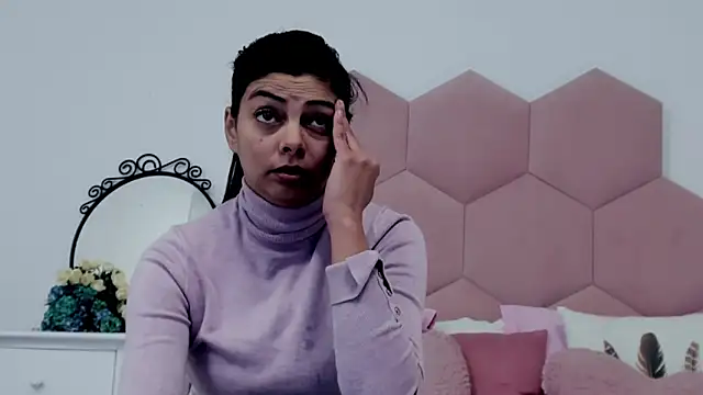 LadyLiia online show from February 2025 04:58:01 AM