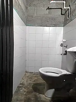 giannis090 online show from September 2025 08:20:01 PM