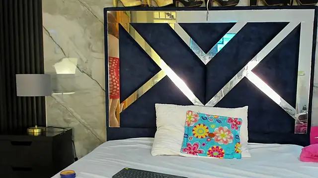 VanessaHard as online show from January 2026 08:03:01 PM