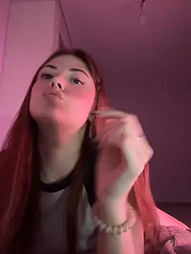 M31issa Cherry online show from January 2026 01:05:02 PM