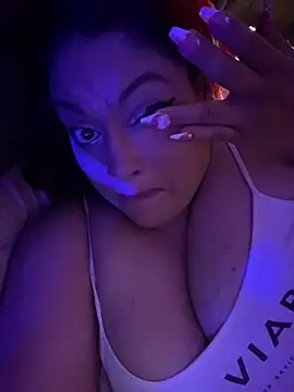 xHelloKitty online show from April 2026 12:46:02 PM