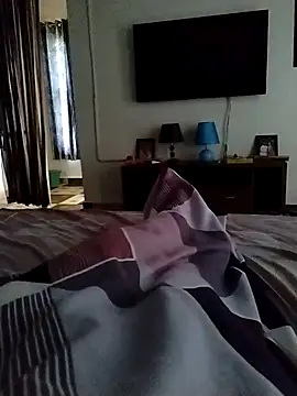 Snapshot of creatureneed1 chatting on September 2025 02:22:01 AM creatureneed1 online show from September 2025 02:22:01 AM