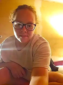 countrymomma online show from September 2025 09:15:02 PM