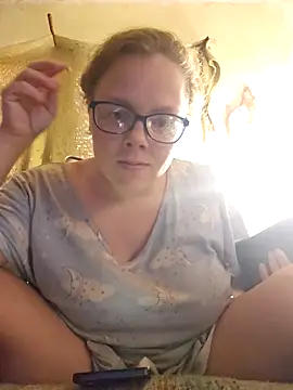 countrymomma online show from October 2025 03:42:02 PM