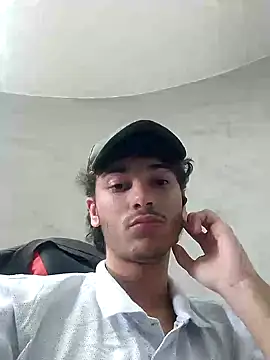 Snapshot of zyonboy1 chatting on October 2025 02:01:01 PM zyonboy1 online show from October 2025 02:01:01 PM