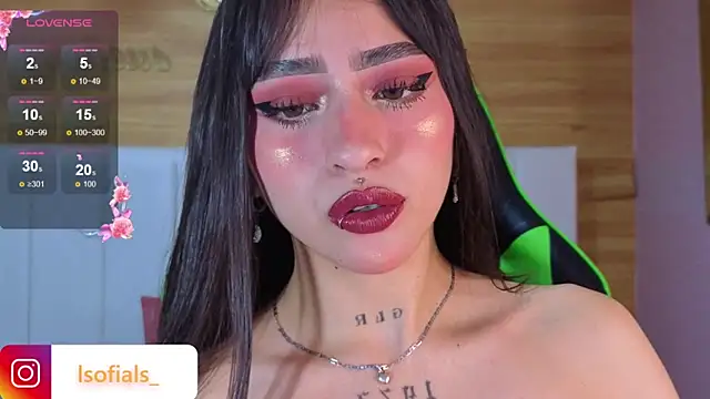 Snapshot of Abril_Velvet_a_ chatting on February 2026 12:43:02 PM Abril Velvet a online show from February 2026 12:43:02 PM