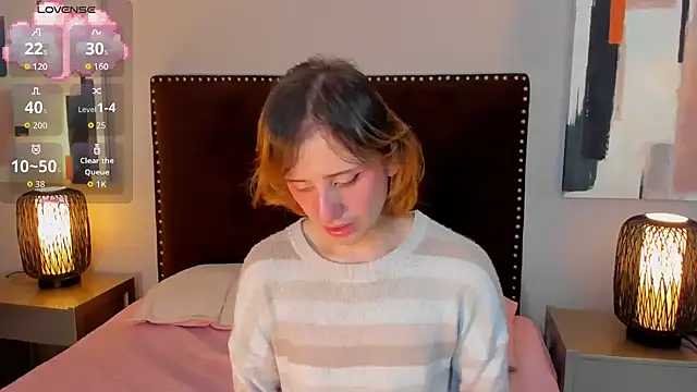 seraphine star online show from March 2026 01:25:01 PM