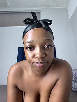 Pinkdollyg online show from February 2026 02:24:01 PM