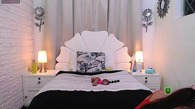 TrixySductress online show from October 2025 03:35:02 PM