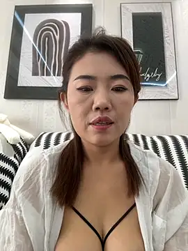 feifei 521 online show from December 2025 12:59:02 AM