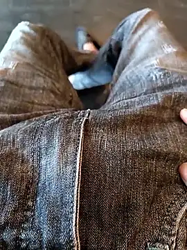 Snapshot of tyteo1010 chatting on January 2026 04:15:01 AM tyteo1010 online show from January 2026 04:15:01 AM