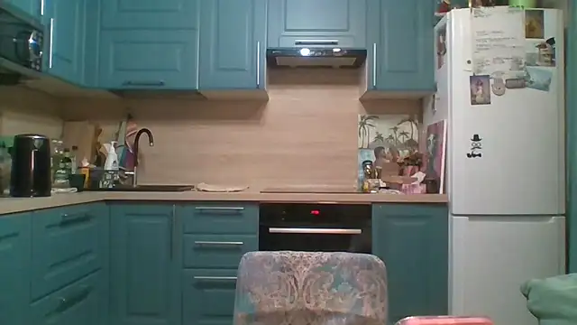 ALICAINWONDERLAND online show from April 2026 06:10:01 PM