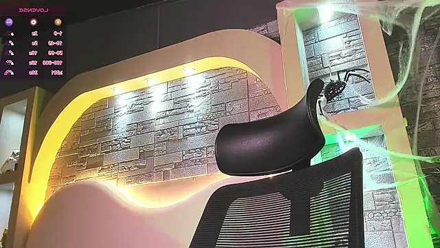 dominic de luca online show from October 2025 03:30:01 AM