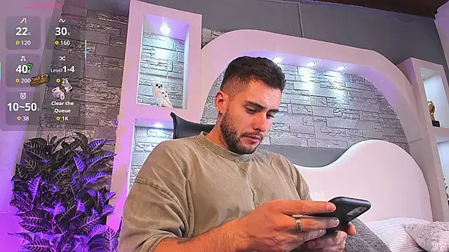 dominic de luca online show from December 2025 03:34:01 AM