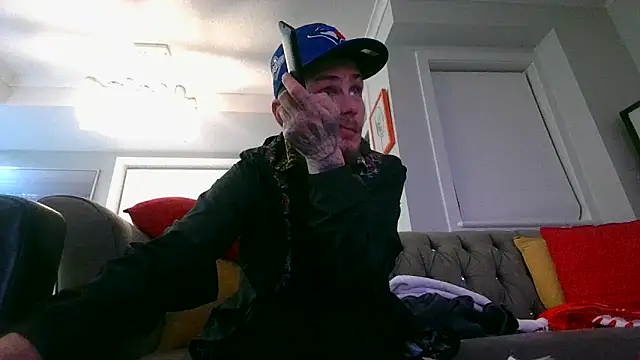 Snapshot of youngblondetwink chatting on February 2026 04:18:02 AM youngblondetwink online show from February 2026 04:18:02 AM