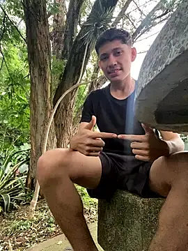 elfernh online show from October 2025 11:08:02 AM