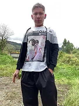 elfernh online show from January 2026 03:39:02 PM